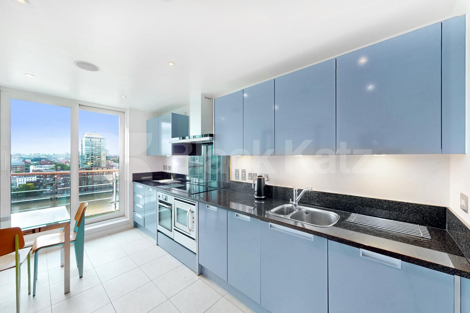 Stunning 3 bed 3 bath overlooking the Thames Flagstaff House St George Wharf, Vauxhall